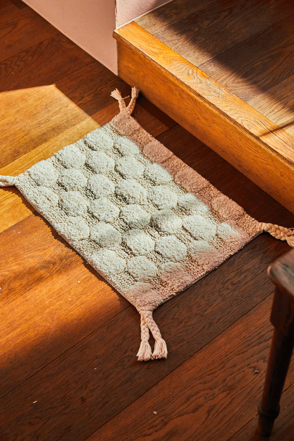 Alfombra de baño a cuadros crudos Oslo - Image 5