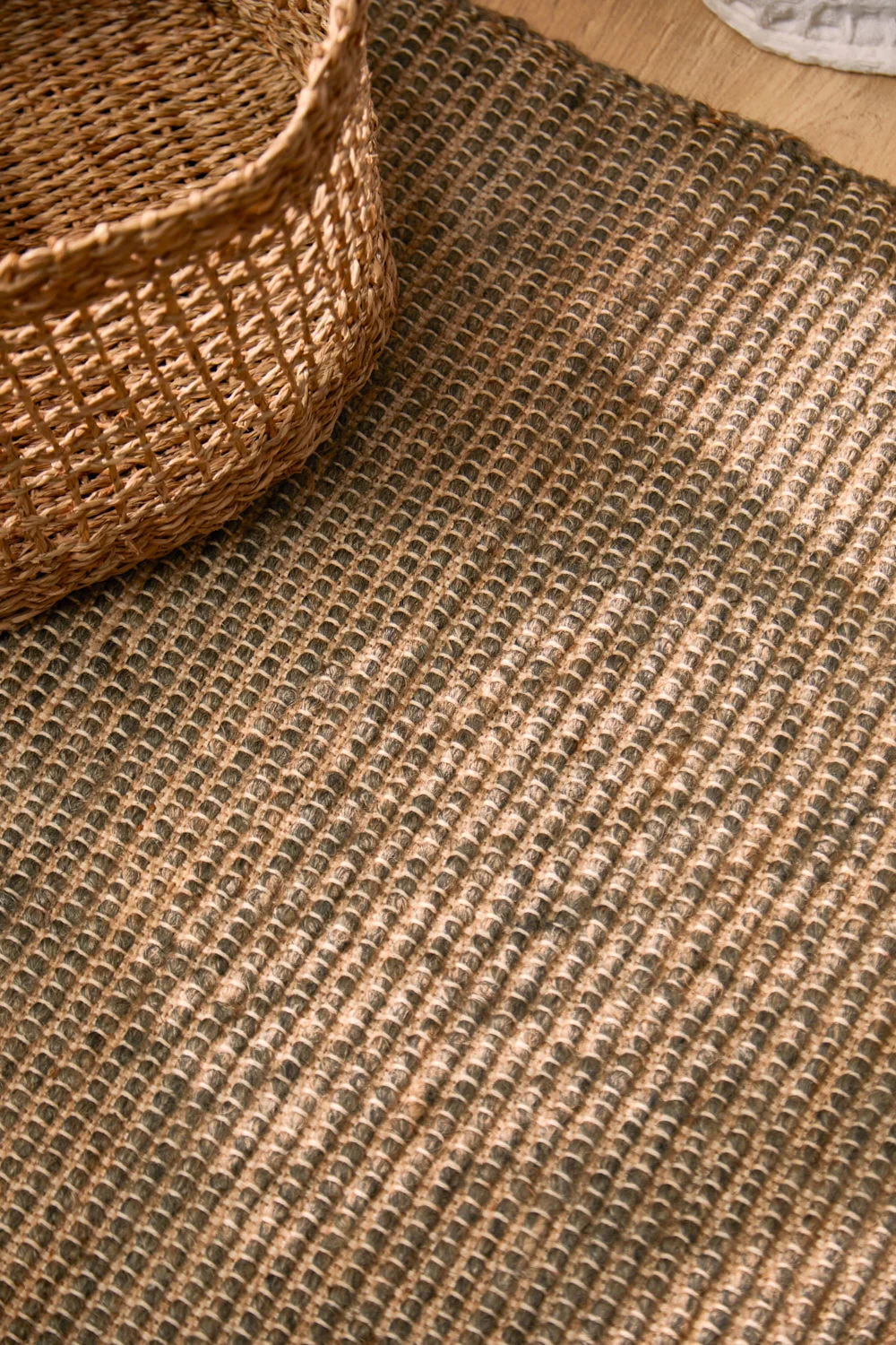 Alfombra de yute y algodón Chandul - Image 7