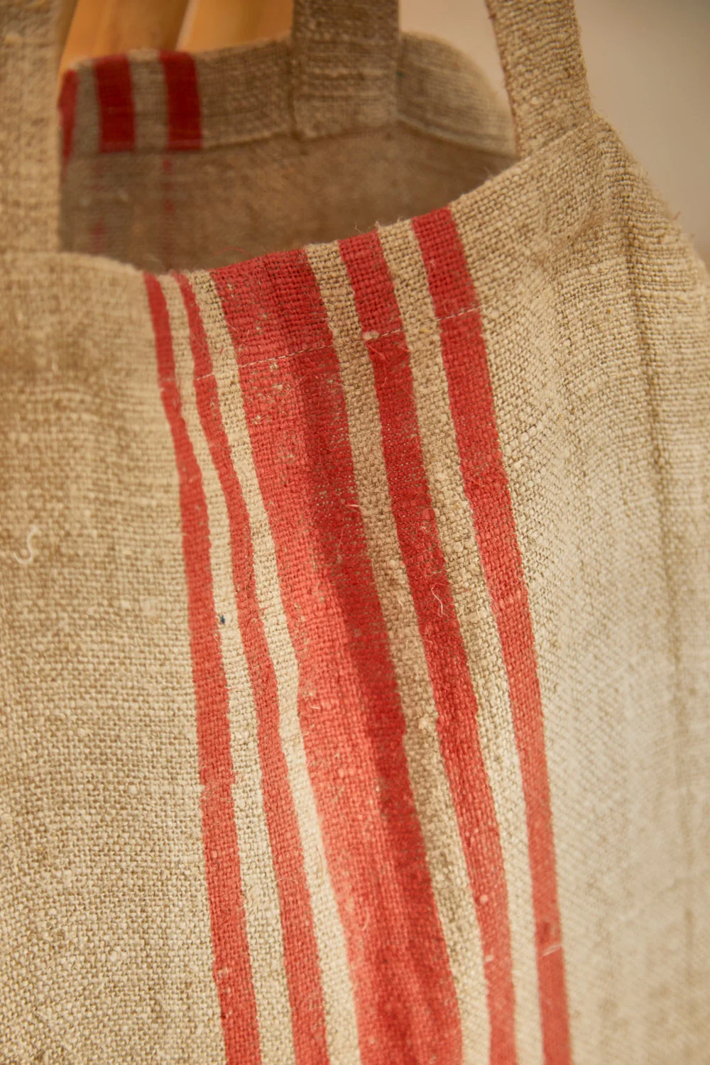 Bolso de lino estampado a rayas rojas Lili - Image 5