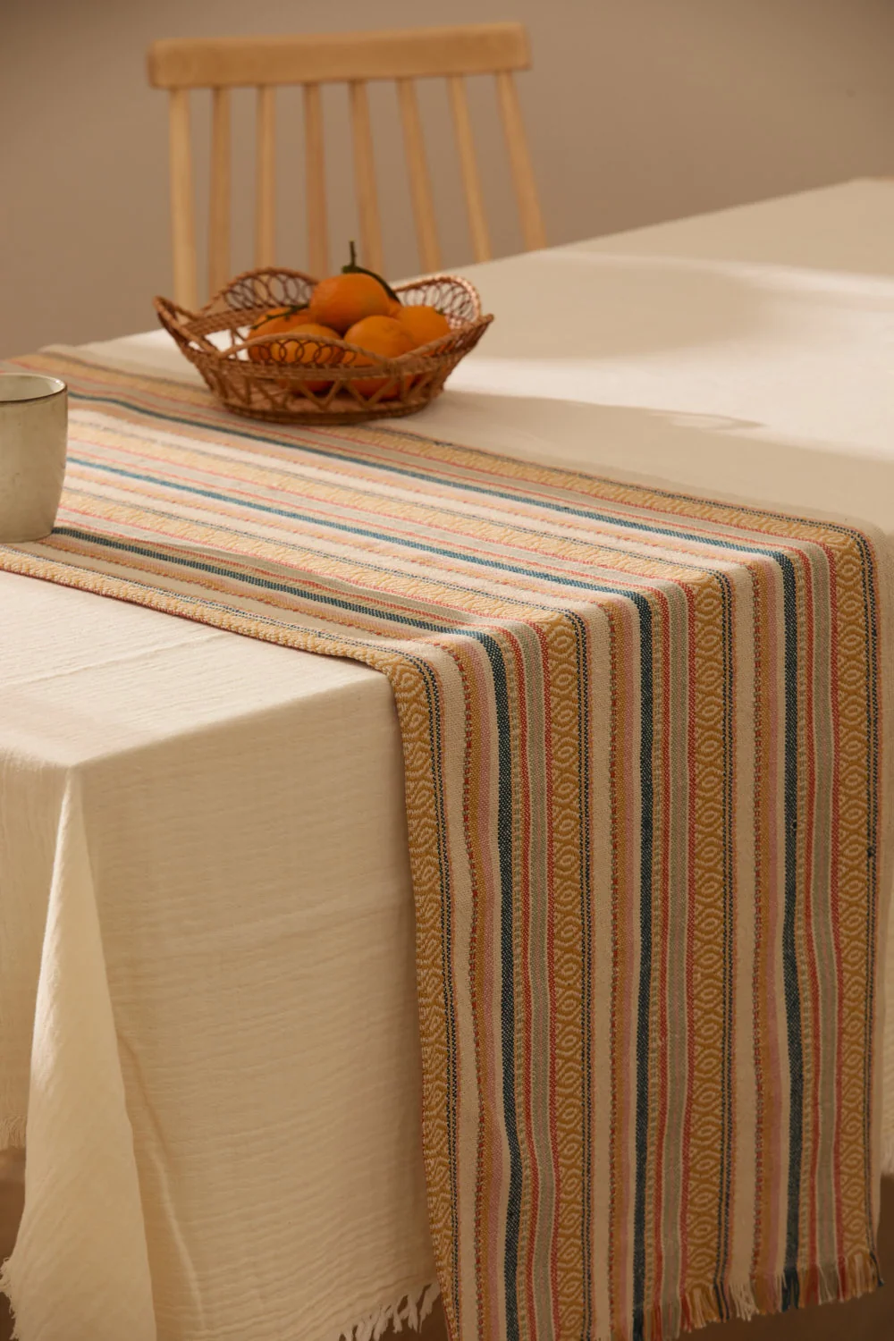 Camino de mesa de algodón jacquard mostaza Vedra - Image 3