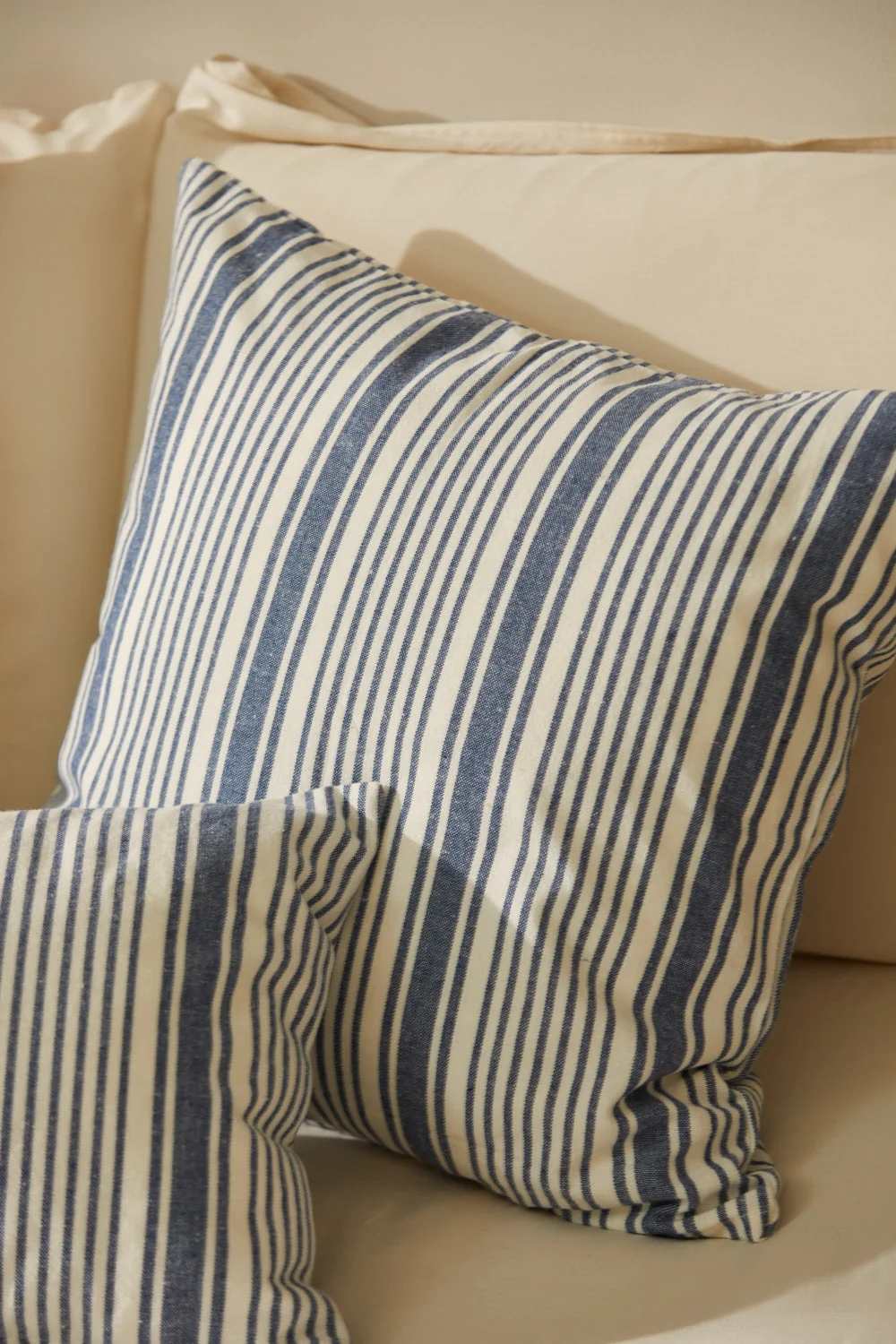 Funda de cojín a rayas azules Haiti - Image 6