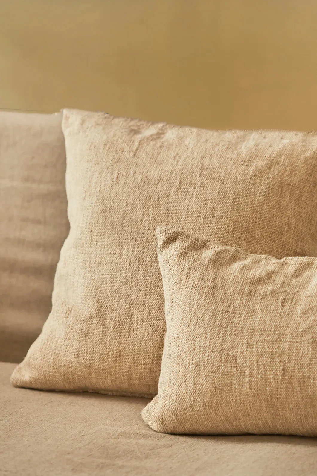 Funda de cojín de lino y algodón beige Arga - Image 4