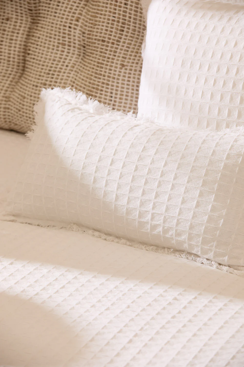 Funda de cojín nido de abeja blanco Panal - Image 3