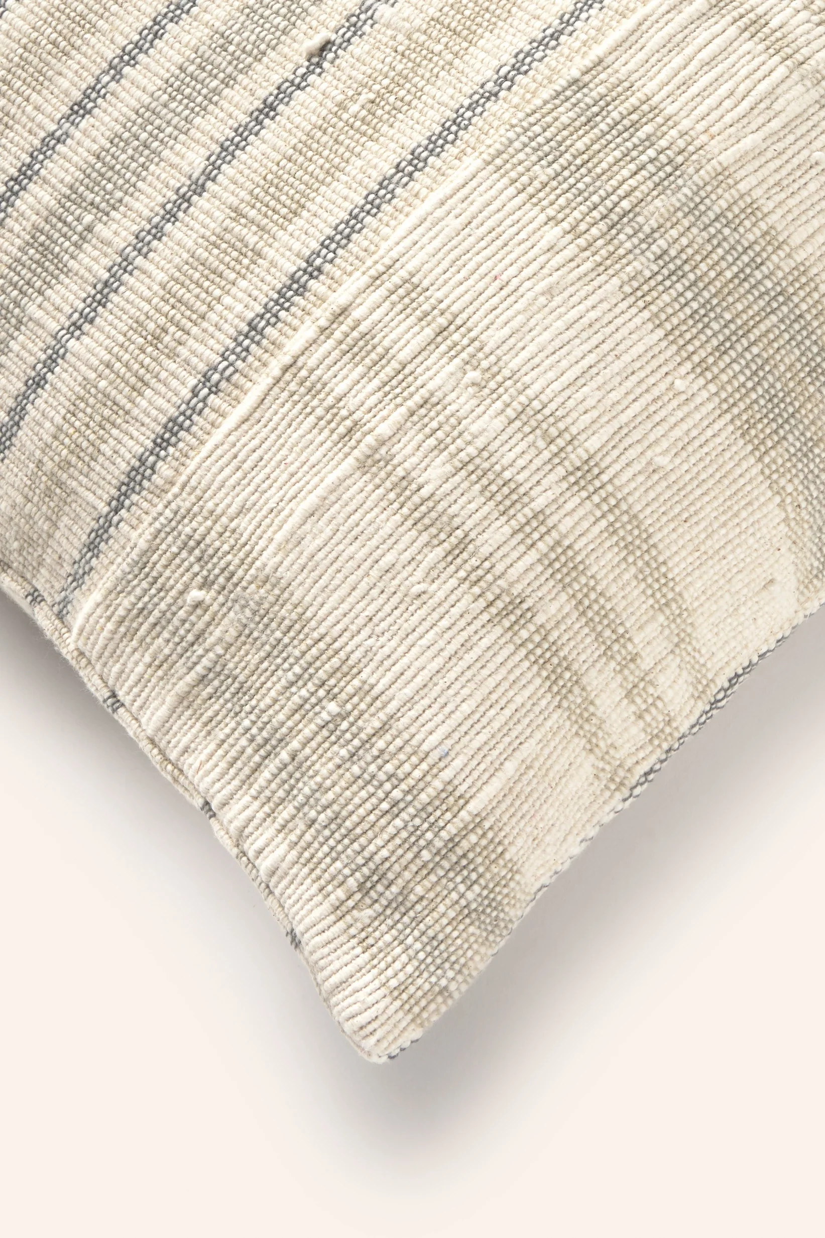 Funda de cojín rectangular de patchwork con raya tejida Bacoli - Image 7