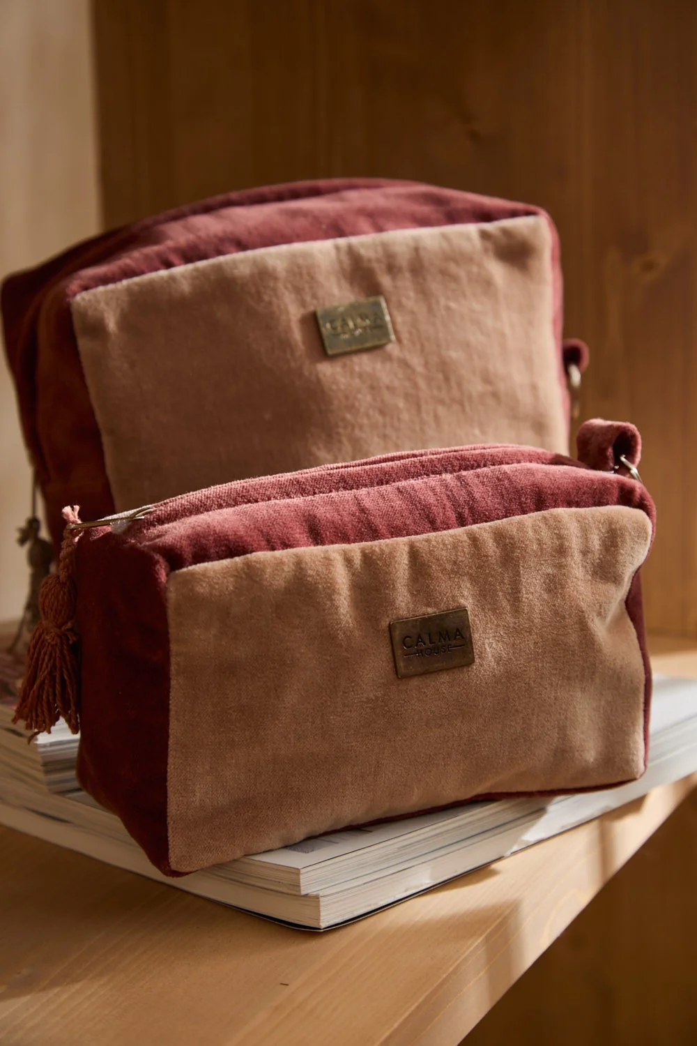 Neceser de terciopelo en tonos tierra Osaka - Image 4