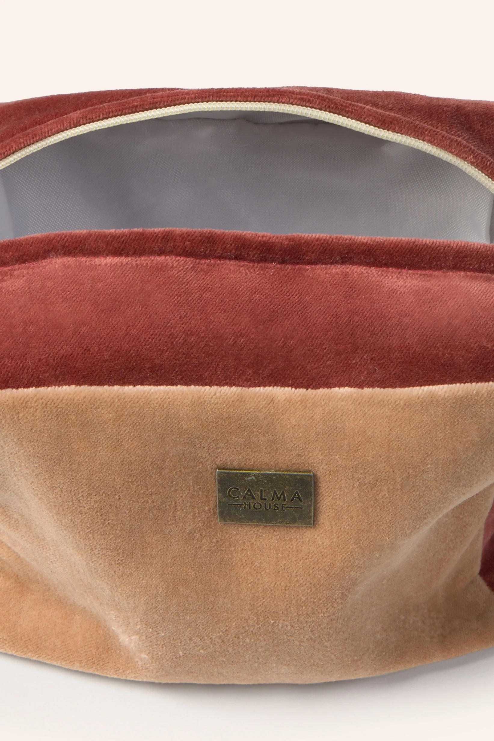 Neceser de terciopelo en tonos tierra Osaka - Image 9